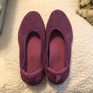Vionic Purple “Aviva” Slip-On Mesh Sneakers